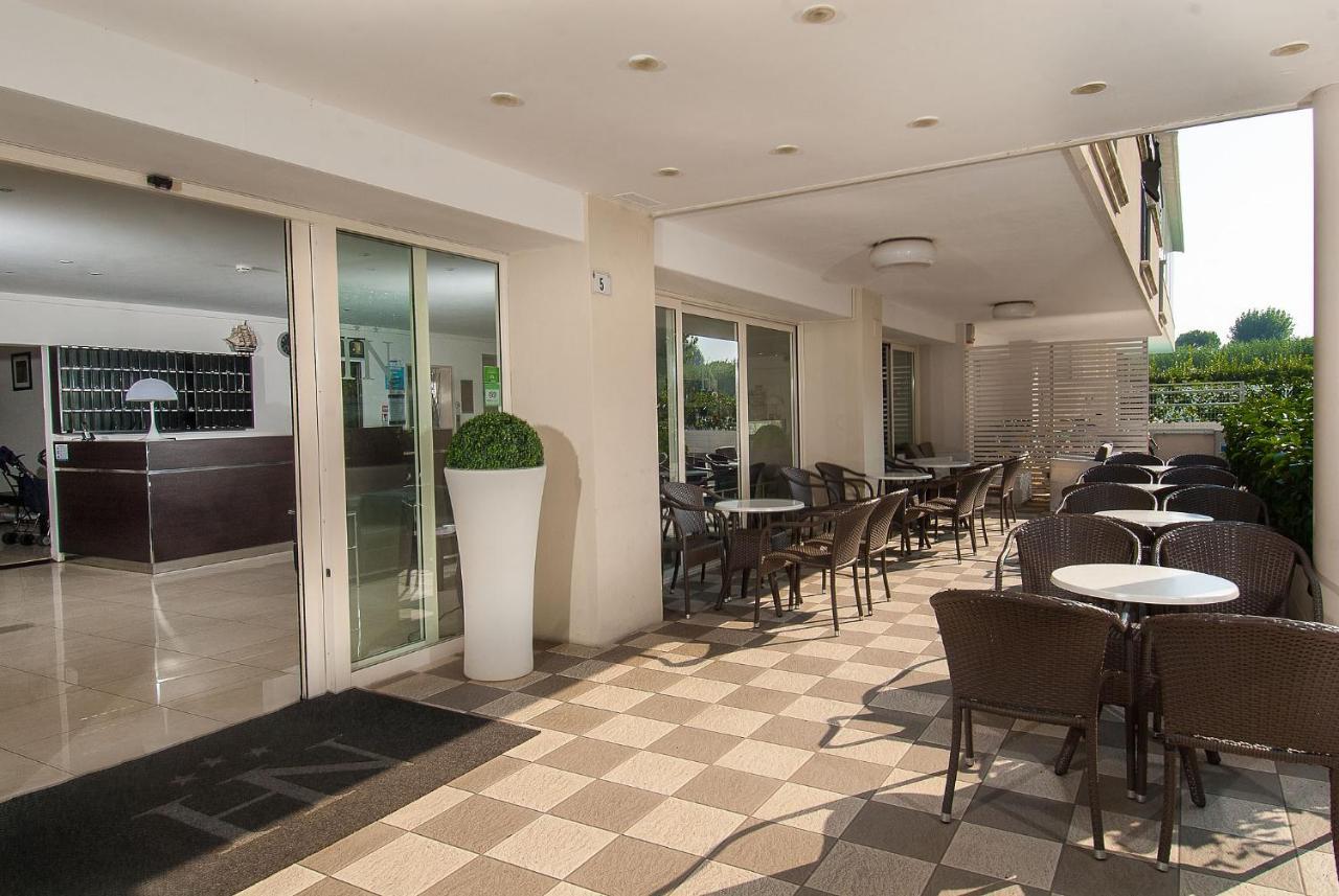 Hotel Niagara Cattolica Kültér fotó